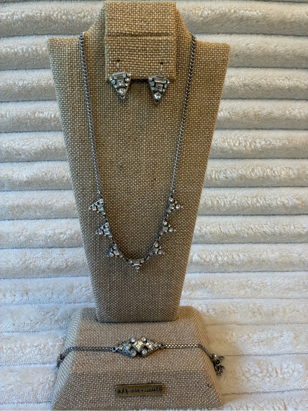 Chloe + Isabel Stargaze Petite Necklace Earrings Bracelet Set $110 Retail Retire